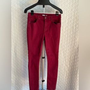 Size 10 Old Navy Rockstar skinny jeans in garnet red
